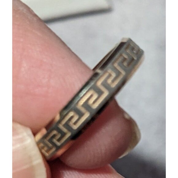 Rose Gold Tone Stainless Steel Greek Key Engraved Ring Size 6 - Picture 4 of 8